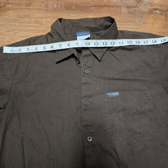 Columbia brown medium button down shirt - Picture 5 of 6